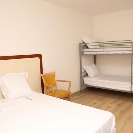 Hotel Le Privilege La Courneuve Bagian luar foto